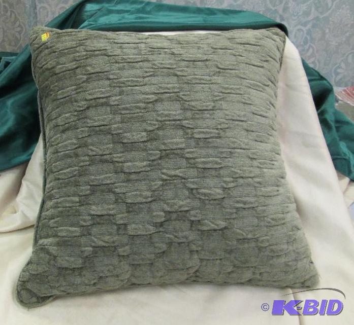 Throw pillow size 16in x 16 in  2 in...