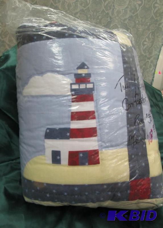 TwinFull Comforter Light house...
