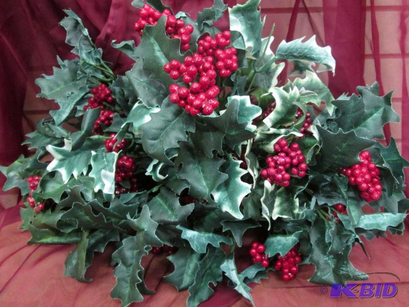 Yule Tidings red berries with green leaves fl...