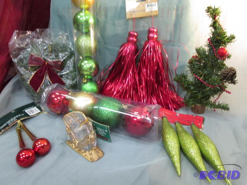 Misc. tree ornamnts....