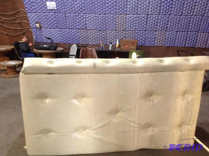 lot 13 image: Patio Bar