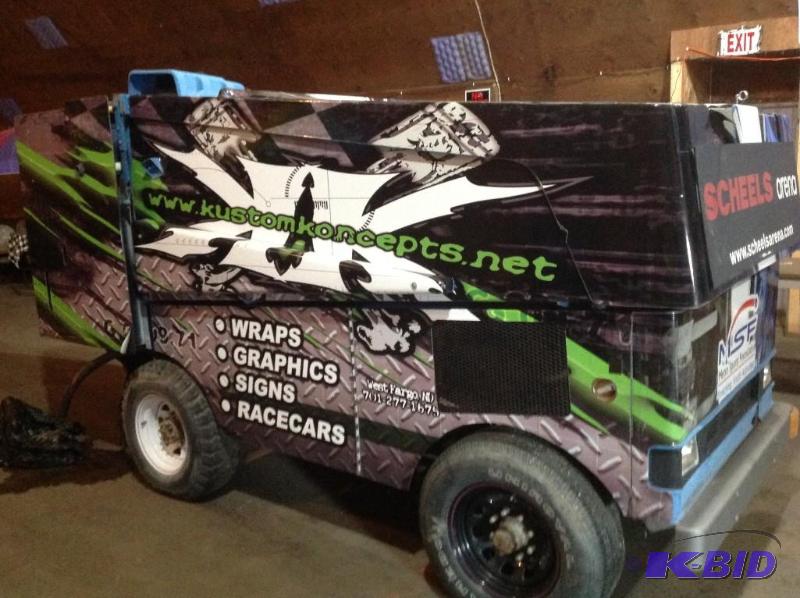 lot 2 image: Zamboni