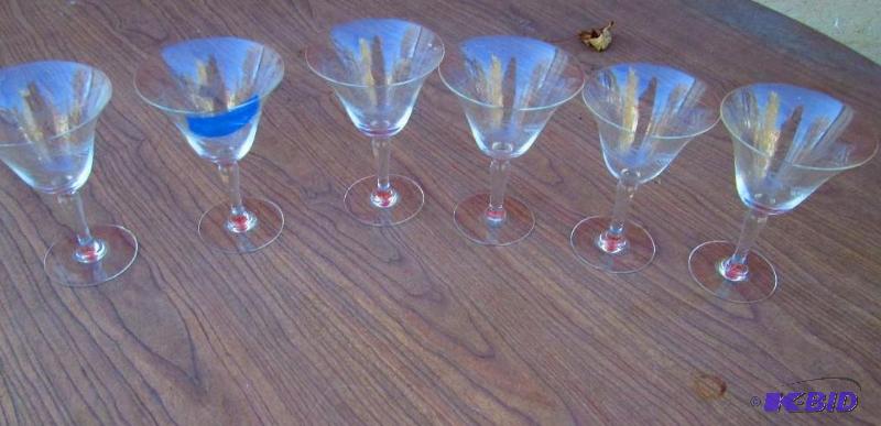 lot 85 image: Lot of assorted fancy glassware...