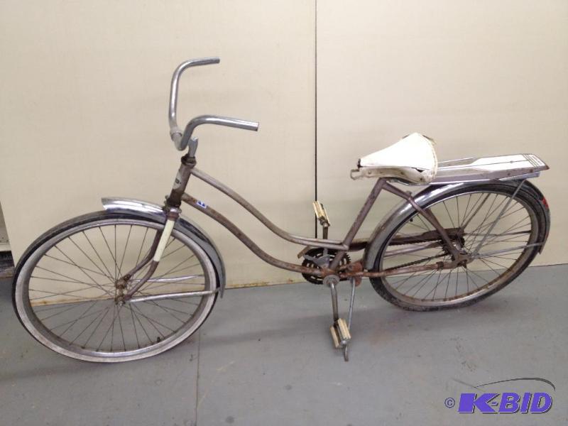 Vintage Hawthorne Ladies Bicycle