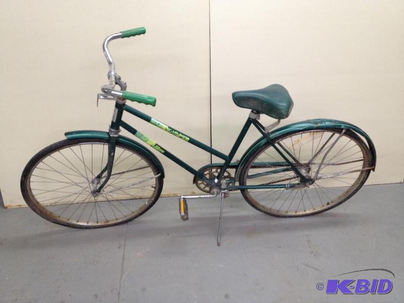 AMF Voyager Ladies Bicycle
