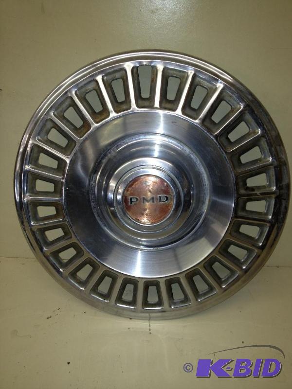 Pontiac Motor Division Hubcap&nbsp...