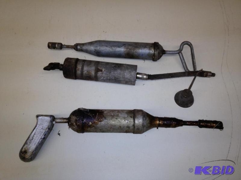 3 Grease Guns and Oiler&nbsp...