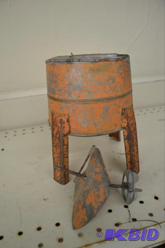 lot 174 image: Steel Toy Washing Machine