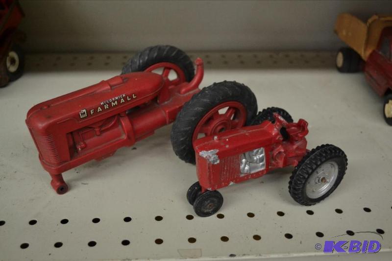 lot 183 image: Two Toy Tractors