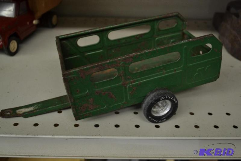 lot 185 image: Toy Tractor Implement