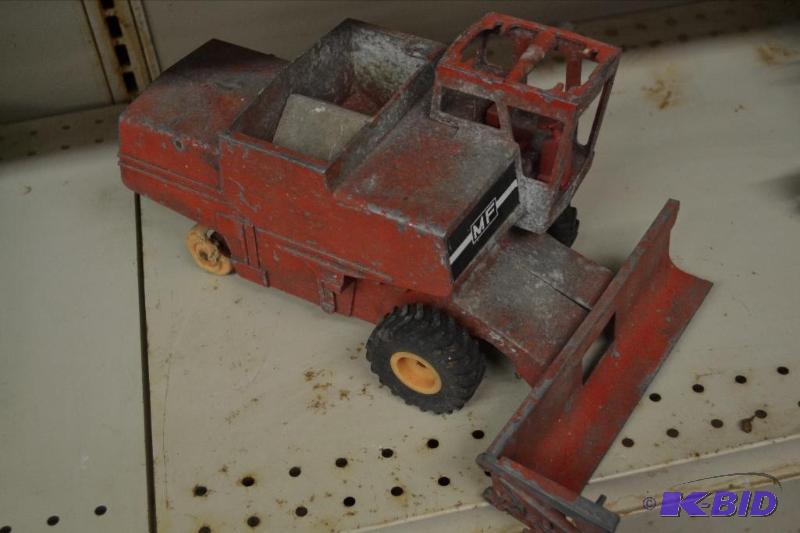 lot 195 image: Steel Toy Combine