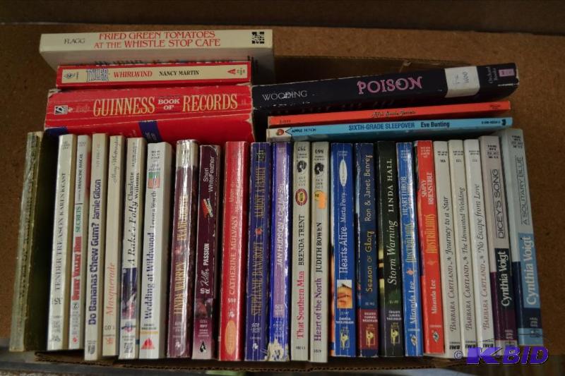 lot 26 image: Lot of Books