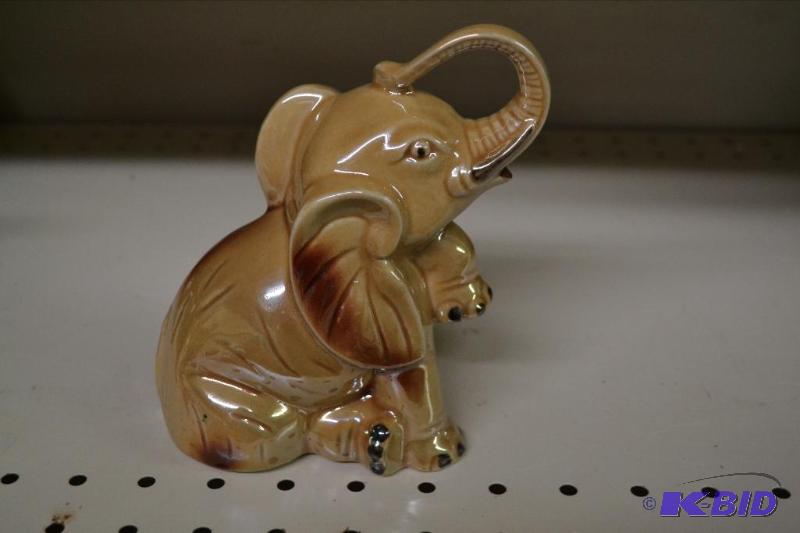 lot 72 image: Ceramic Statuette