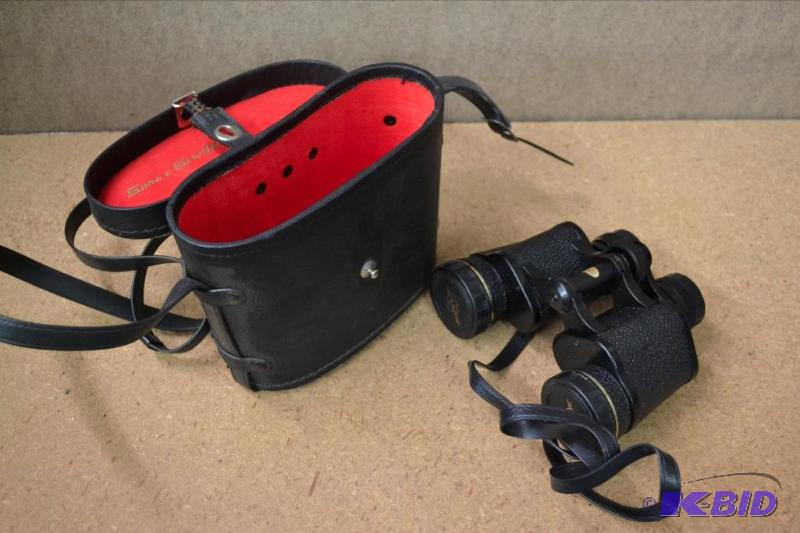 lot 85 image: Sans Streiffe 7 x 35mm, #810 Hunter Binoculars with original case.
