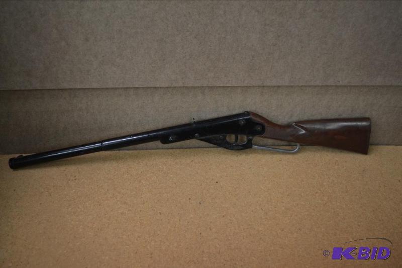 lot 89 image: BB Gun