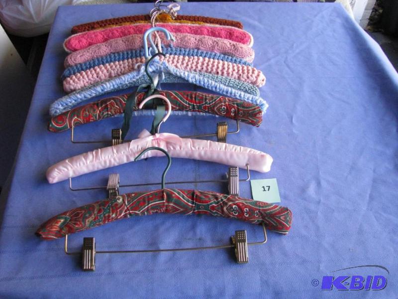 lot 17 image: 11 Vintage Hangers. Clean from smoke free hom...