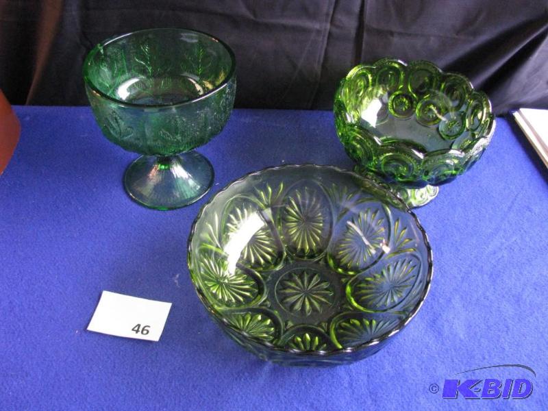 lot 46 image: Three Pieces of Green Glass Bowles, good cond...