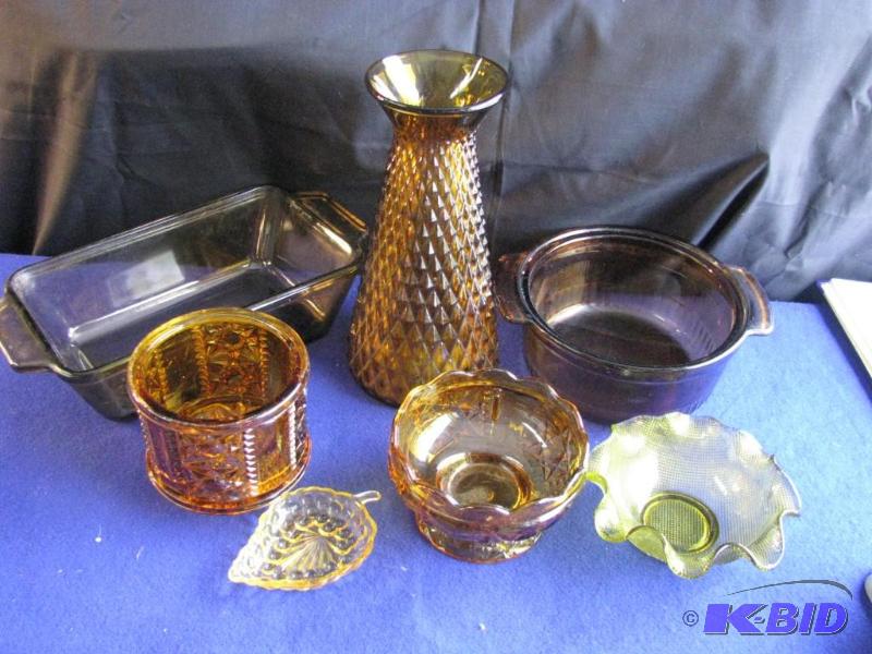 lot 48 image: Micelanouis Glassware, good condition...