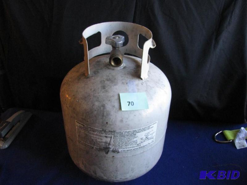 lot 70 image: propane tank would be great for fishinghunti...
