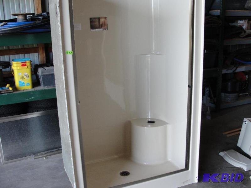 Basco Showerstall