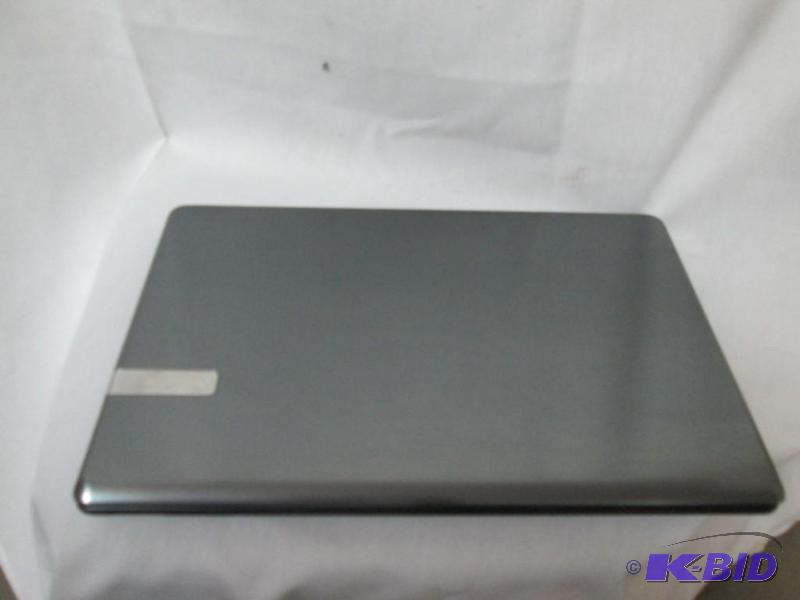 Gateway NV 4GB 15.6 Touch Screen Laptop