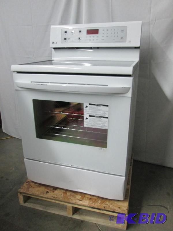 LG 6.3 CU. FT. CAPACITY ELECTRIC SINGLE OVEN RANGE WITH TRUE CONVECTION AND EASYCLEAN