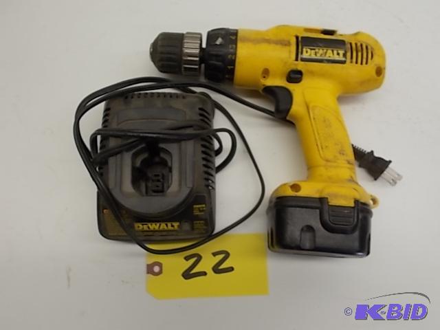 lot 22 image: Dewalt 12 volt Drill, Not Charged...