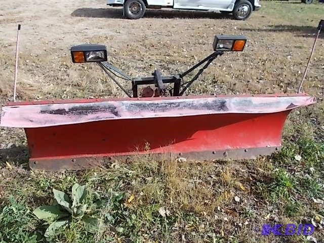 lot 5 image: Western 8 Plow With Frame, Pump, & Light...