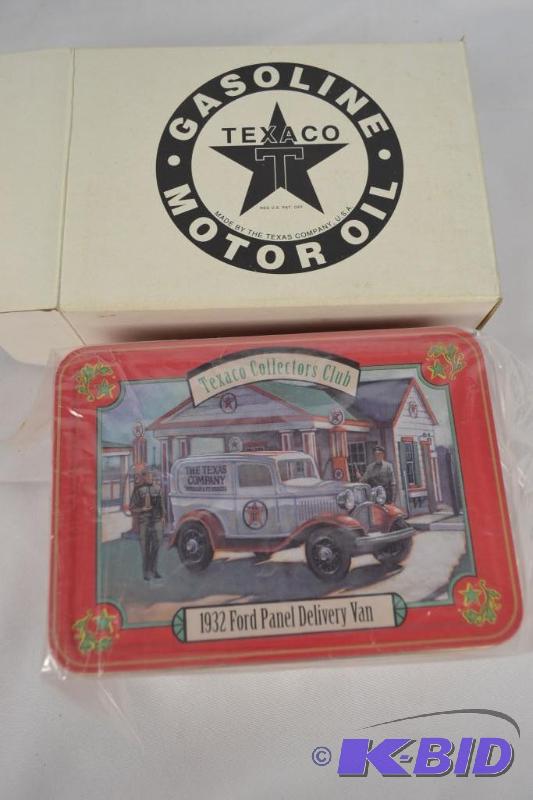 1932 FORD PANEL DELIVERY VAN