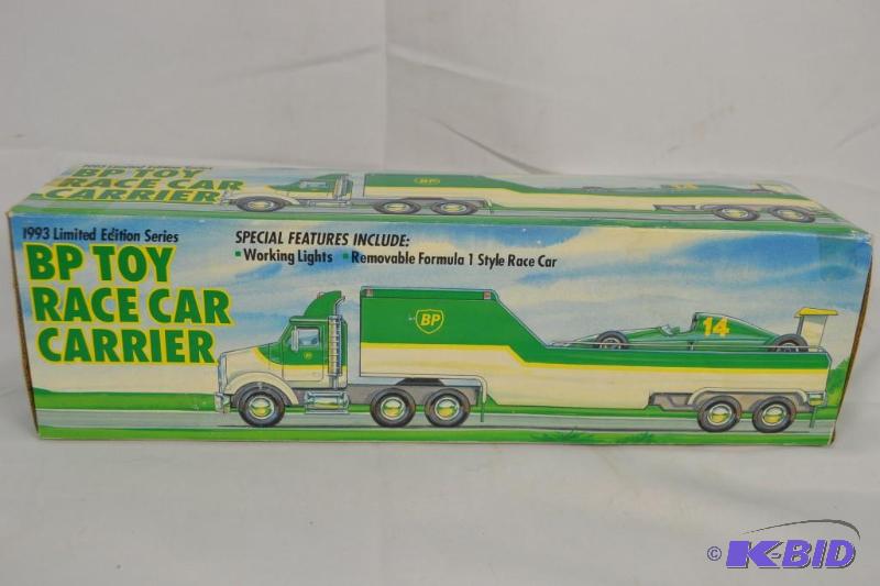 BP TOY RACE CAR CARRIER