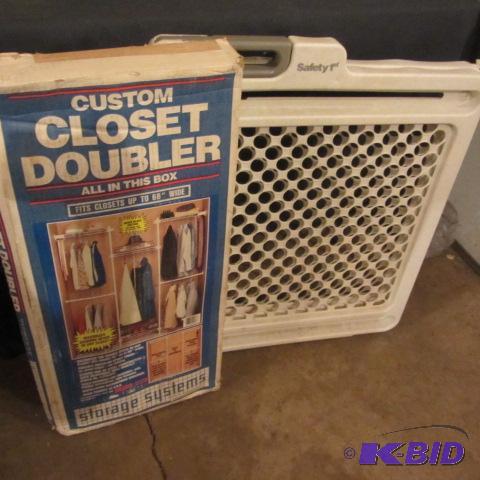 Closet Organizer, Gate