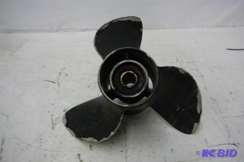 lot 19 image: Propeller 3 blade aluminum 14-14 x 23 RH...