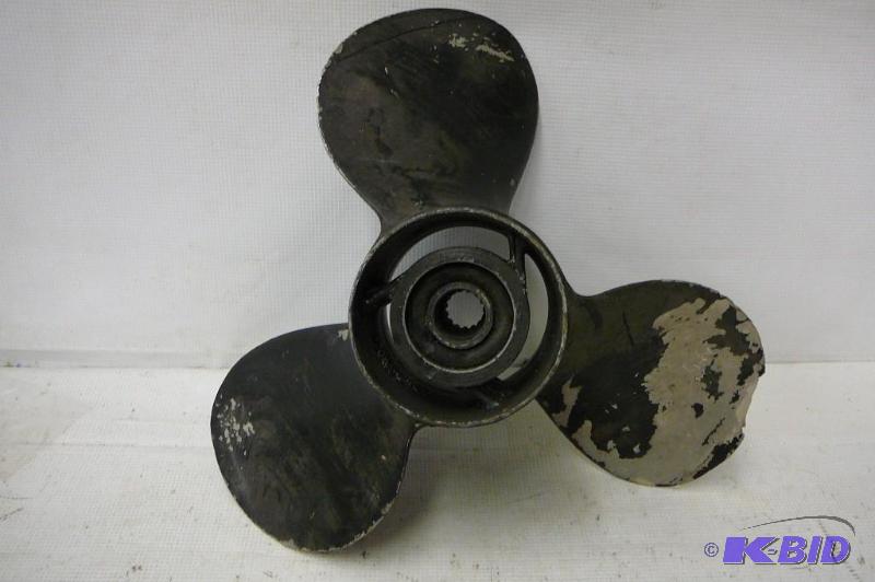 lot 20 image: Propeller 3 blade aluminum 48-65480 AA-25...