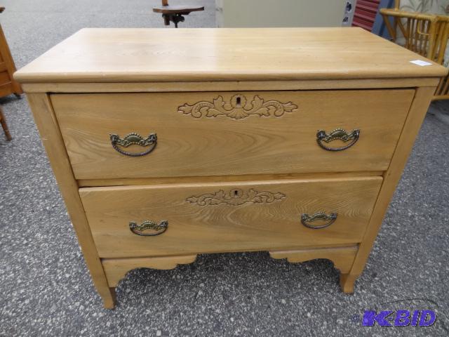 lot 10 image: 31 x 16 x 29 Vintage 2 drawer dresser. All wo...