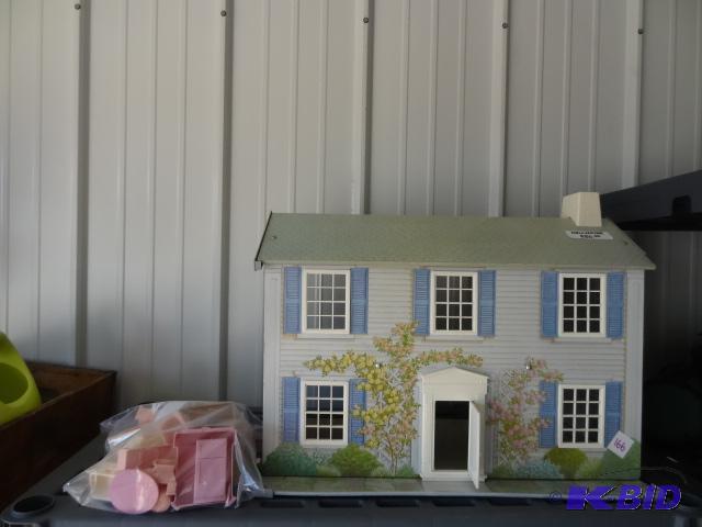 lot 166 image: Vintage Metal Dollhouse with Accessories...