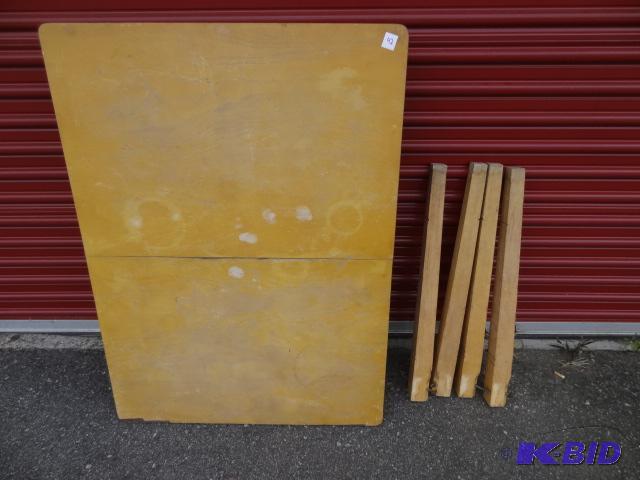 lot 42 image: Vintage wood table. Will need refinishing. 32...