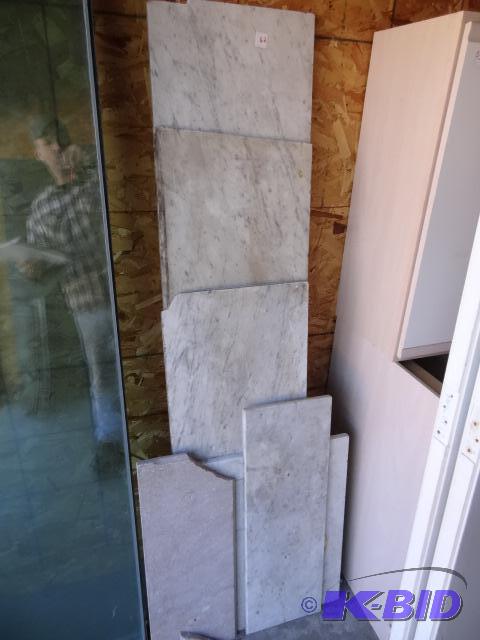 lot 62 image: 6 pieces of misc marble...