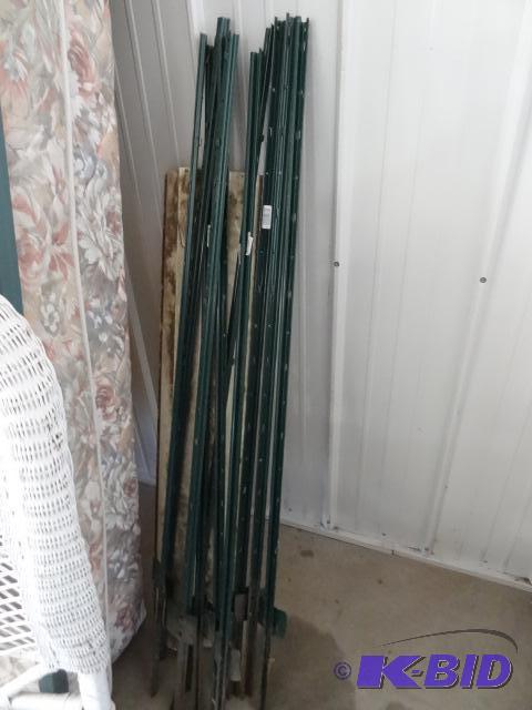 lot 90 image: 10 metal fence posts. 60"...