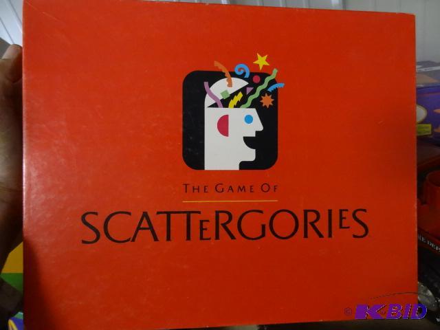 lot 99 image: Misc board games...