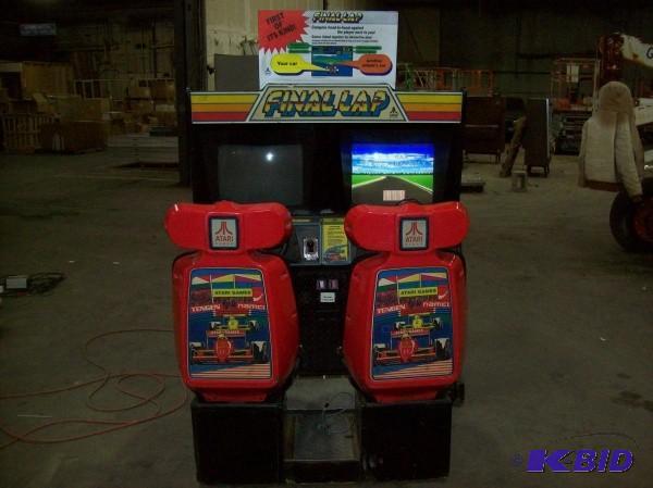 lot 25 image: Final Lap Arcade Racing Game