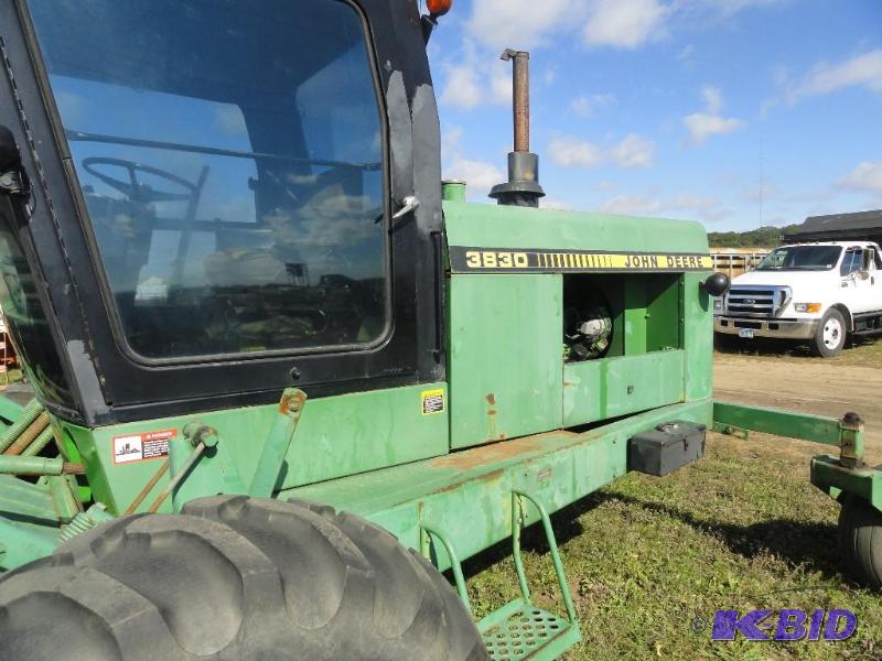 lot 1 image: JD 3830 Swather