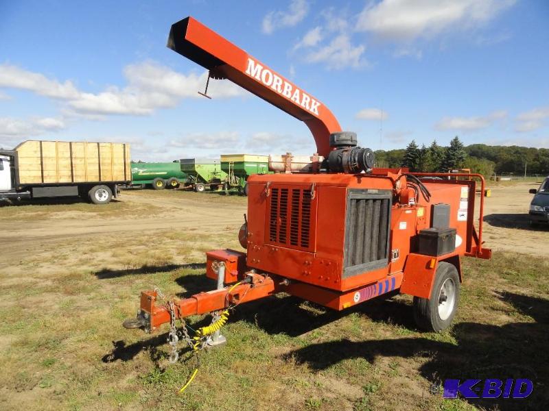 lot 11 image: 2004 Morbark Chipper