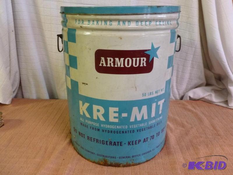 lot 132 image: Vintage Armour Kre-Mit 50 lbs. metal shorteni...