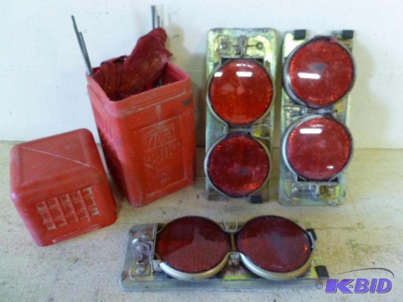 lot 161 image: Vintage Vari&nbspNo. 600 reflector flare set...