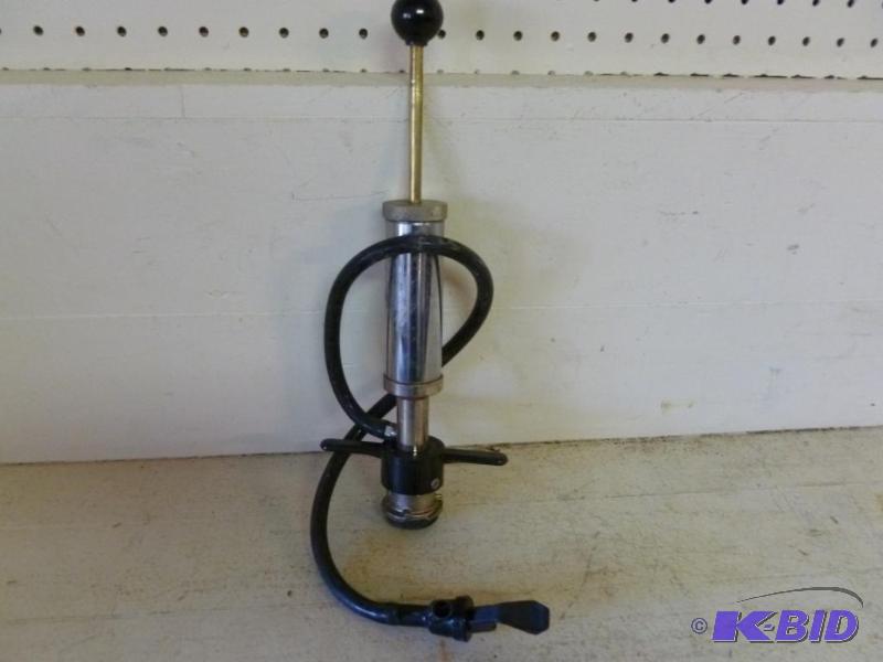 lot 192 image: Vintage Sankey beer keg tapper....