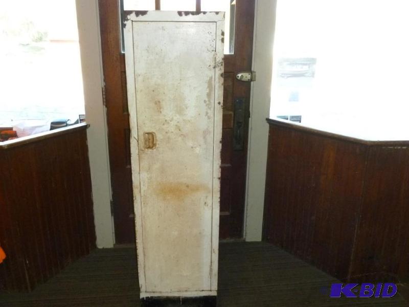 lot 230 image: Four Tier Metal shop cabinet that measures 10...