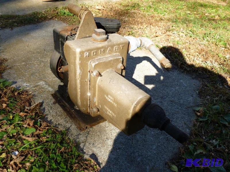 lot 232 image: Large Sears - Homart Pump, comes with a Brigg...