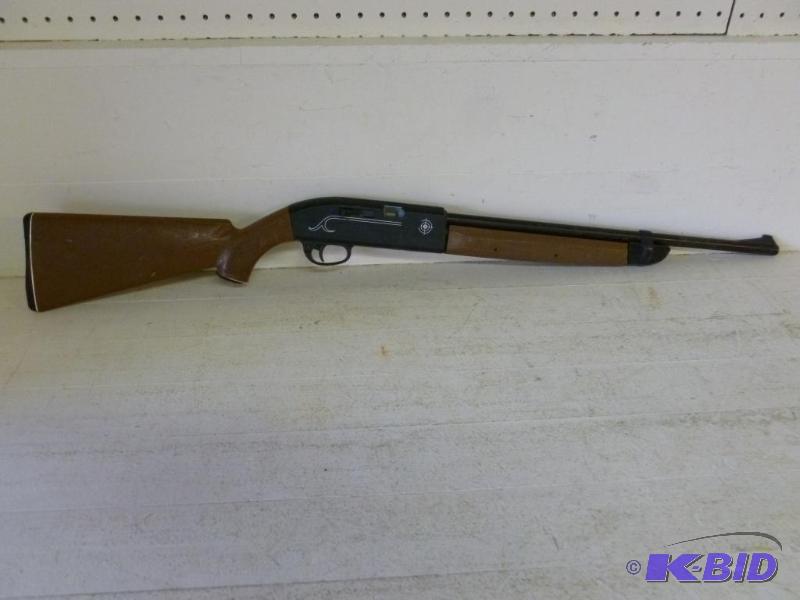 lot 26 image: Crosman&nbsp2100 Classic&nbspbb  .177 pell...
