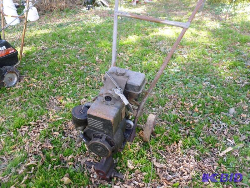 lot 30 image: Front tine tiller, comes with a David Bradley...