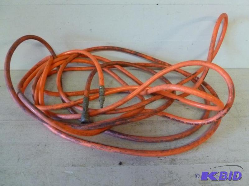 lot 44 image: Cummings Industrial Tools 800 psi air hose, l...